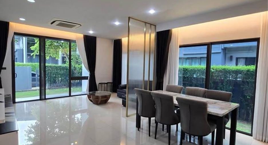 ให้เช่า 3 ห้องนอน บ้านเดี่ยว ใน บางกะปิ, กรุงเทพฯ