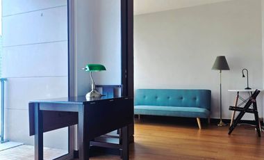 For rent 2 bedrooms condo in Yan Nawa, Bangkok