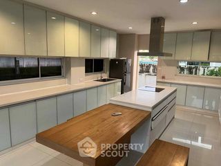 Haus zur Miete mit 3 Zimmer in Prawet, Bangkok