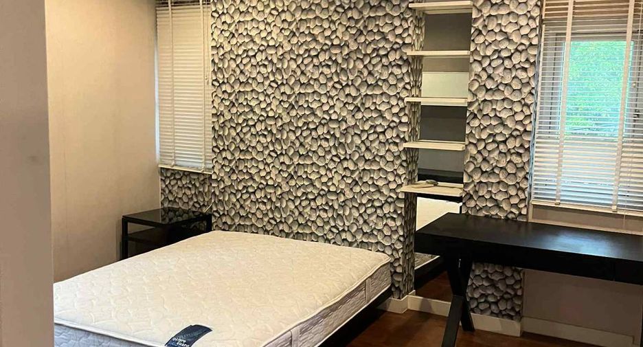 Haus zur Miete mit 3 Zimmer in Prawet, Bangkok