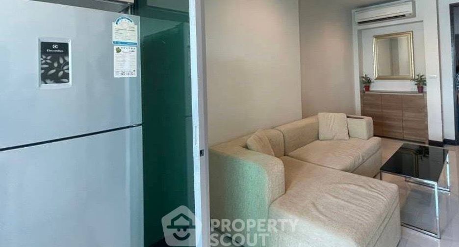 For rent 1 bed condo in Sathon, Bangkok