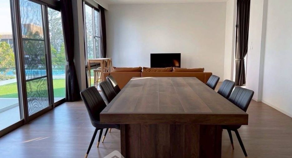 For rent 4 bedrooms house in Saphan Sung, Bangkok
