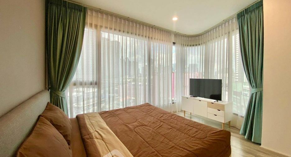 For rent 2 bedrooms condo in Watthana, Bangkok