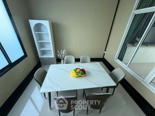 Haus zur Miete mit 3 Zimmer in Prawet, Bangkok
