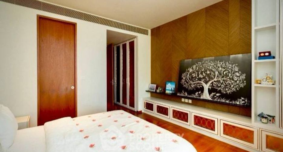 Condo en alquiler de 4 habitaciones en Sathon, Bangkok