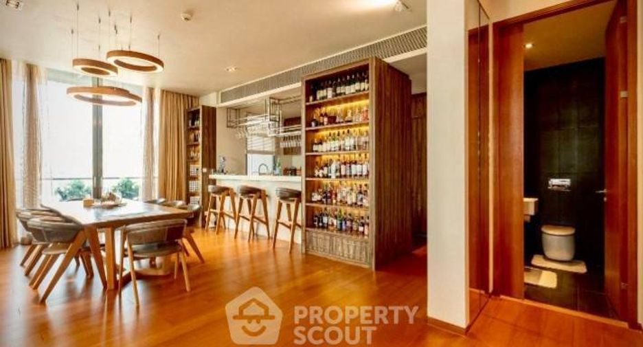 Condo en alquiler de 4 habitaciones en Sathon, Bangkok