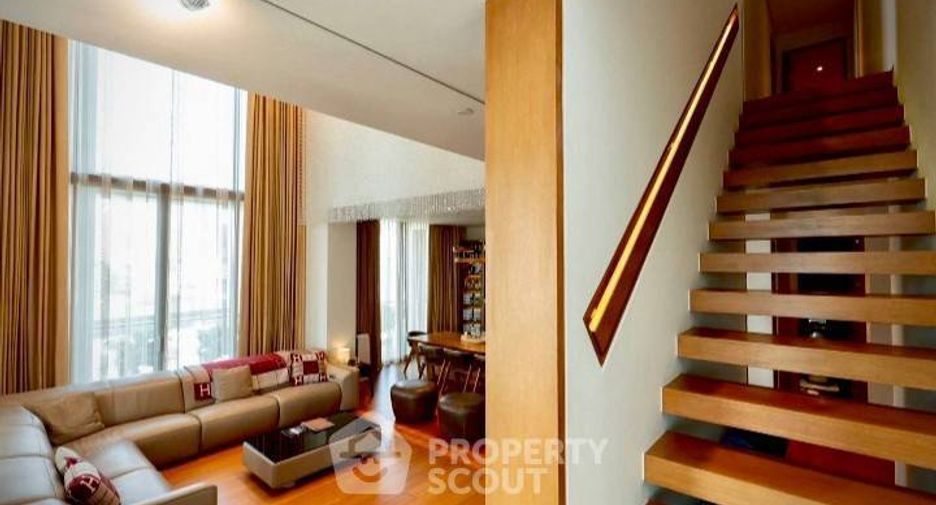 Condo en alquiler de 4 habitaciones en Sathon, Bangkok