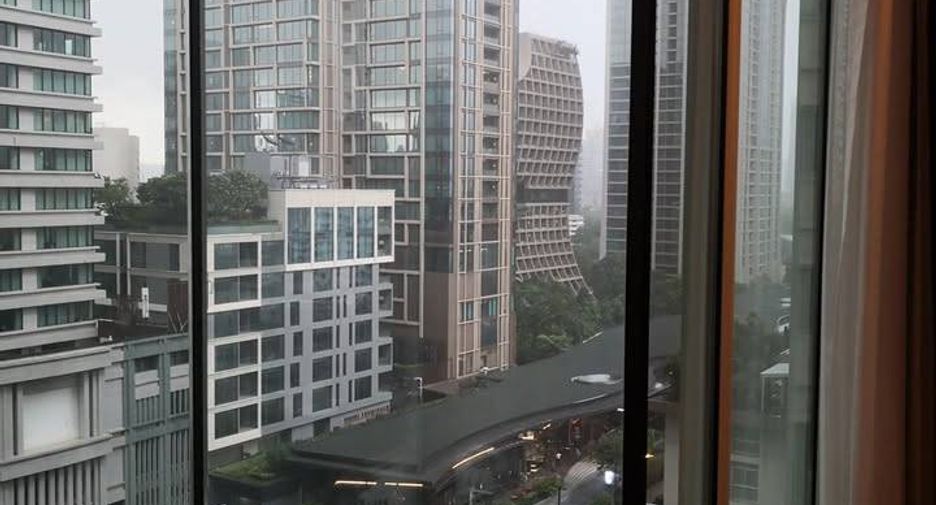 À louer 2 chambres condo à Pathum Wan, Bangkok