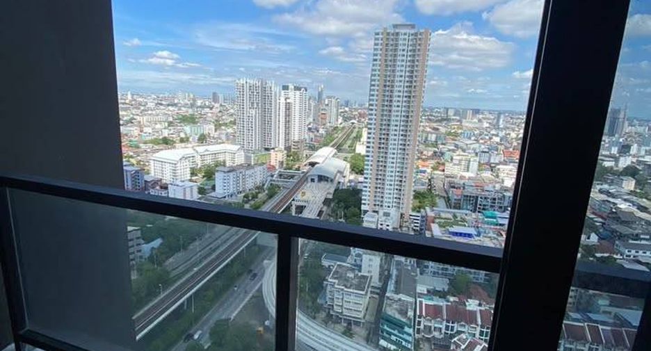 Wohnung zur Miete mit 2 Zimmer in Khlong San, Bangkok