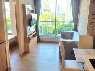 For rent 1 bed condo in Phra Khanong, Bangkok