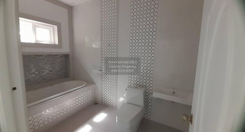 Casa en venta de 4 habitaciones en Mueang Udon Thani, Udon Thani