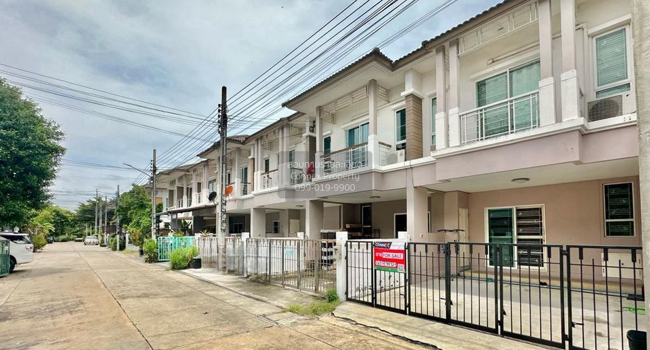 Reihenhaus zum Kauf mit 3 Zimmer in Bang Yai, Nonthaburi
