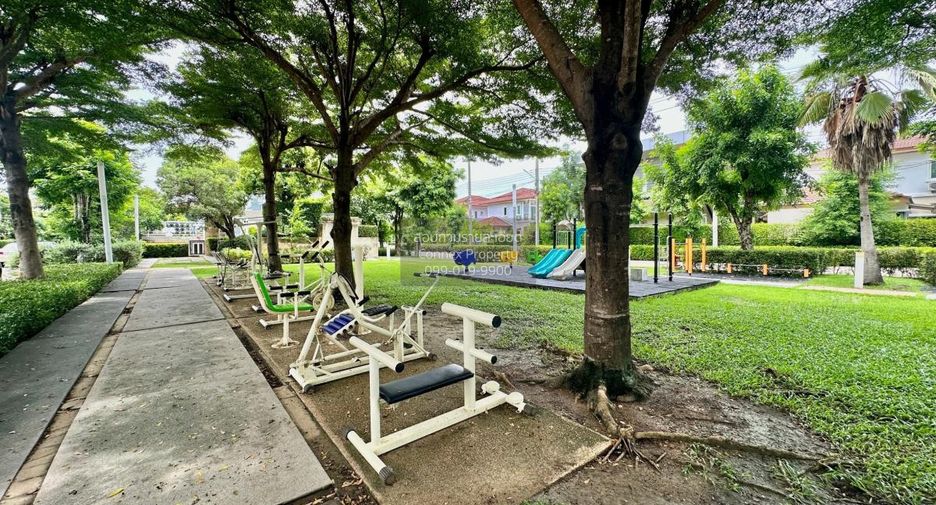 Reihenhaus zum Kauf mit 3 Zimmer in Bang Yai, Nonthaburi