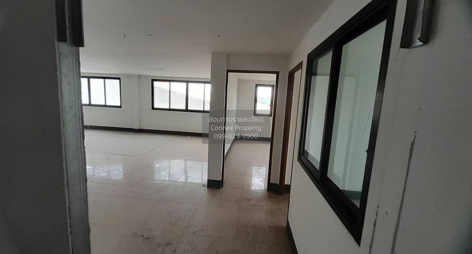 Продажа 6 спальни торговое помещение в Mueang Udon Thani, Удонтани