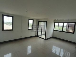 Продажа 6 спальни торговое помещение в Mueang Udon Thani, Удонтани