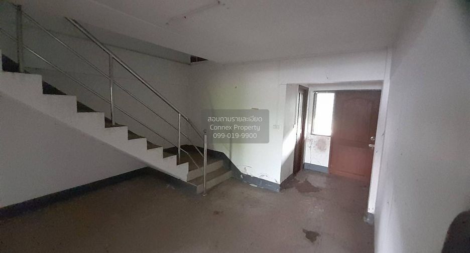 Продажа 6 спальни торговое помещение в Mueang Udon Thani, Удонтани