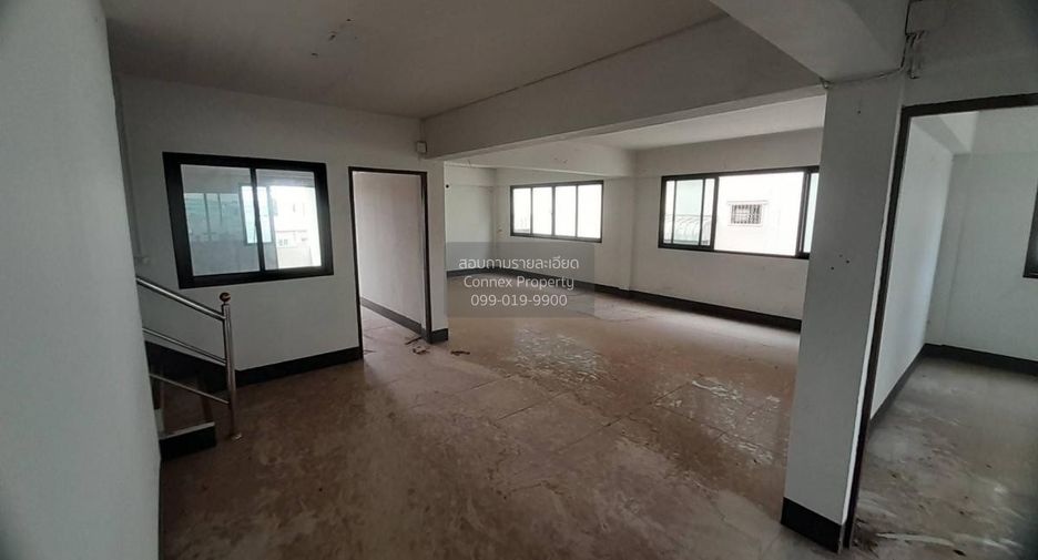 Продажа 6 спальни торговое помещение в Mueang Udon Thani, Удонтани