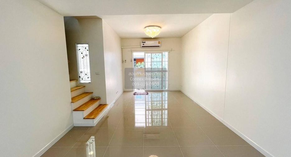 Reihenhaus zum Kauf mit 3 Zimmer in Bang Yai, Nonthaburi