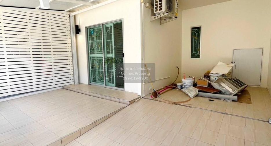 Reihenhaus zum Kauf mit 3 Zimmer in Bang Yai, Nonthaburi