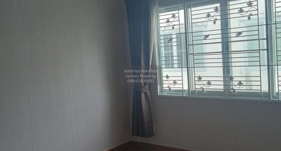 Reihenhaus zum Kauf mit 3 Zimmer in Khlong Sam Wa, Bangkok