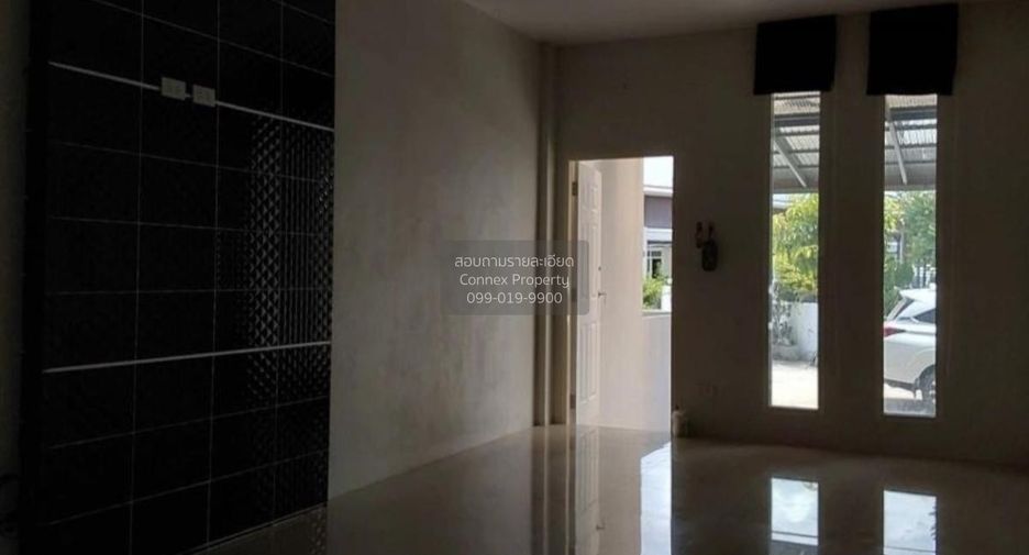出售 2 卧室 联排别墅 在 Mueang Nakhon Ratchasima, Nakhon Ratchasima