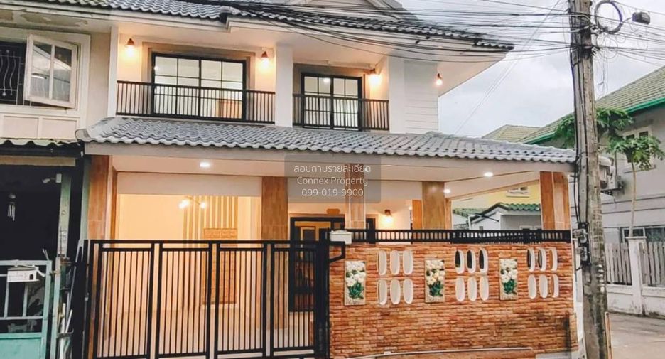 出售 3 卧室 联排别墅 在 Khlong Luang, Pathum Thani