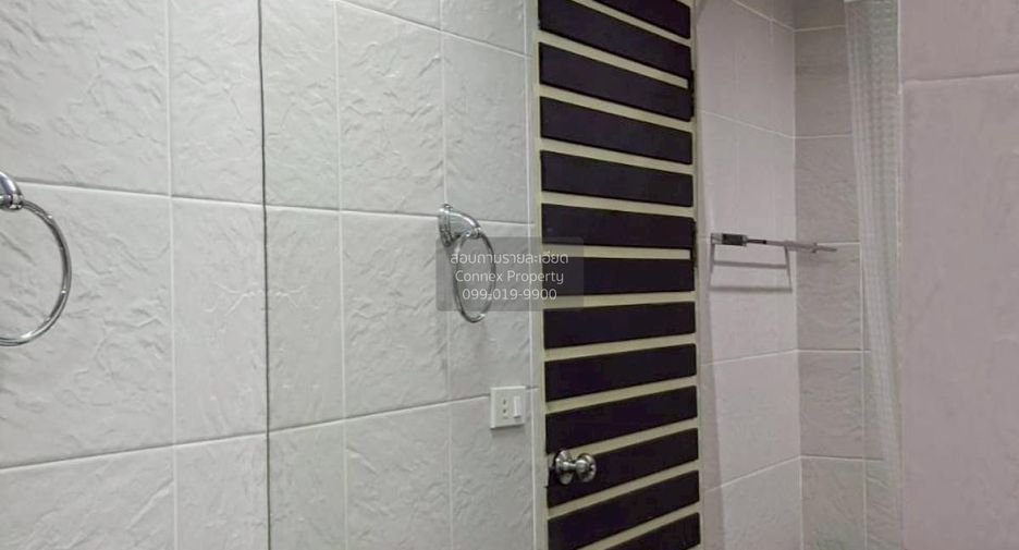 For rent 2 bedrooms condo in Pathum Wan, Bangkok