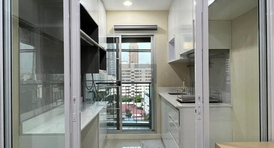 For rent 1 bed condo in Sathon, Bangkok