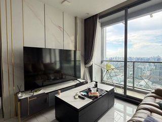 À louer 3 chambres condo à Bang Na, Bangkok