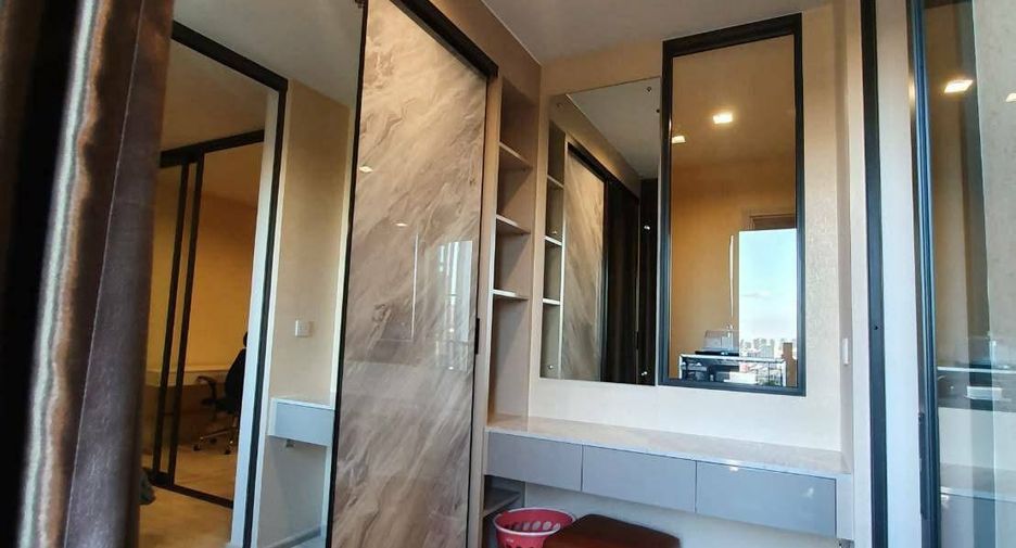 Condo en alquiler de 1 habitaciones en Pathum Wan, Bangkok
