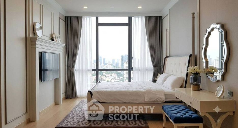 For rent 2 bedrooms condo in Watthana, Bangkok
