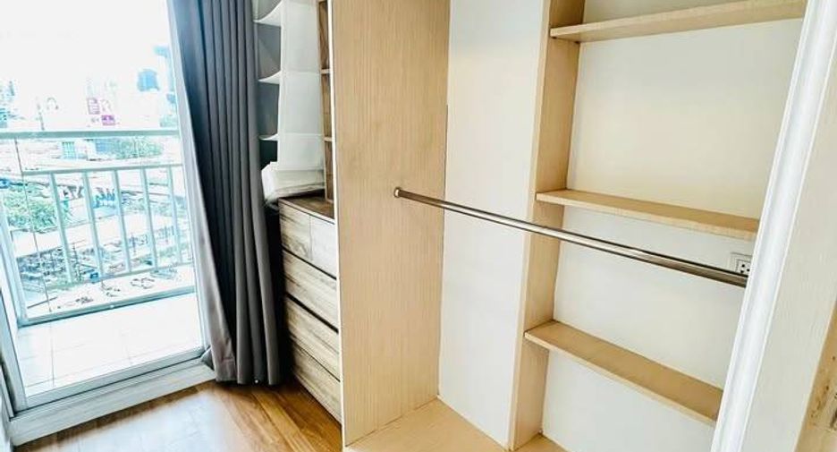 Wohnung zur Miete mit 2 Zimmer in Huai Khwang, Bangkok