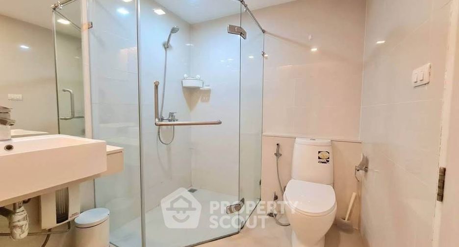 À louer 1 chambre condo à Watthana, Bangkok