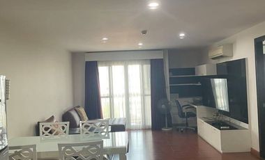 À louer 2 chambres condo à Suan Luang, Bangkok