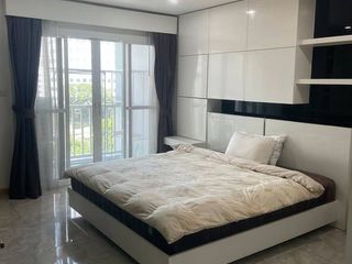 À louer 2 chambres condo à Suan Luang, Bangkok