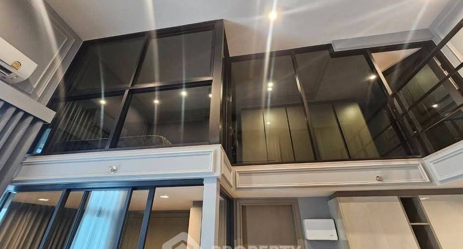 For rent 2 bedrooms condo in Huai Khwang, Bangkok