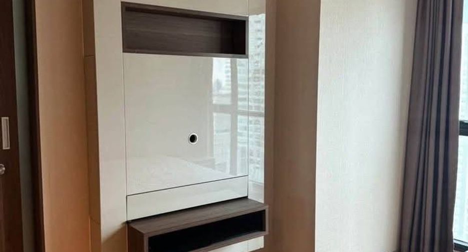 For rent 1 bed condo in Sathon, Bangkok