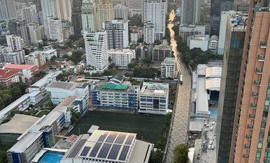 À vendre 1 chambre condo à Watthana, Bangkok