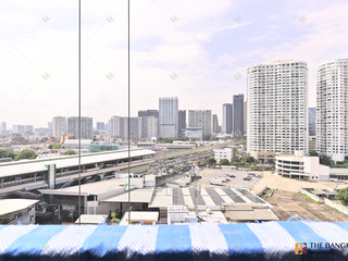 Wohnung zum Kauf mit 1 Zimmer in Chatuchak, Bangkok
