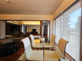 Condo en alquiler de 2 habitaciones en Pathum Wan, Bangkok