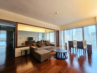Condo en alquiler de 2 habitaciones en Pathum Wan, Bangkok