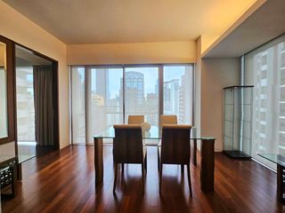 Condo en alquiler de 2 habitaciones en Pathum Wan, Bangkok