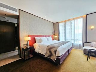 For rent studio condo in Khlong Toei, Bangkok
