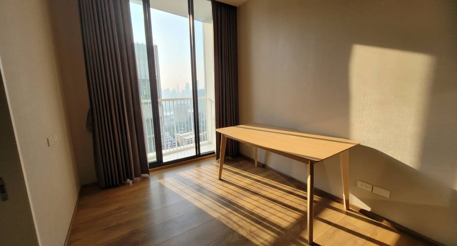 For rent 2 bedrooms condo in Khlong Toei, Bangkok