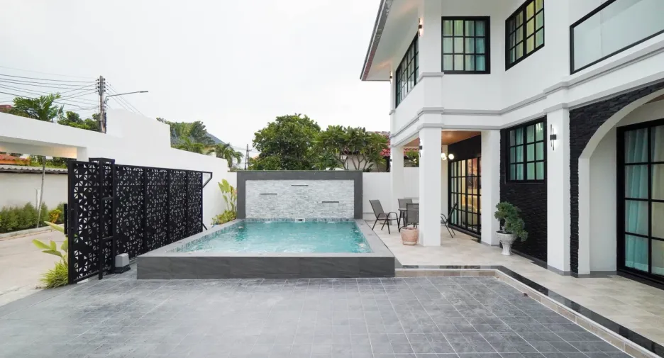 ขาย 4 ห้องนอน วิลล่า ใน บางละมุง, ชลบุรี