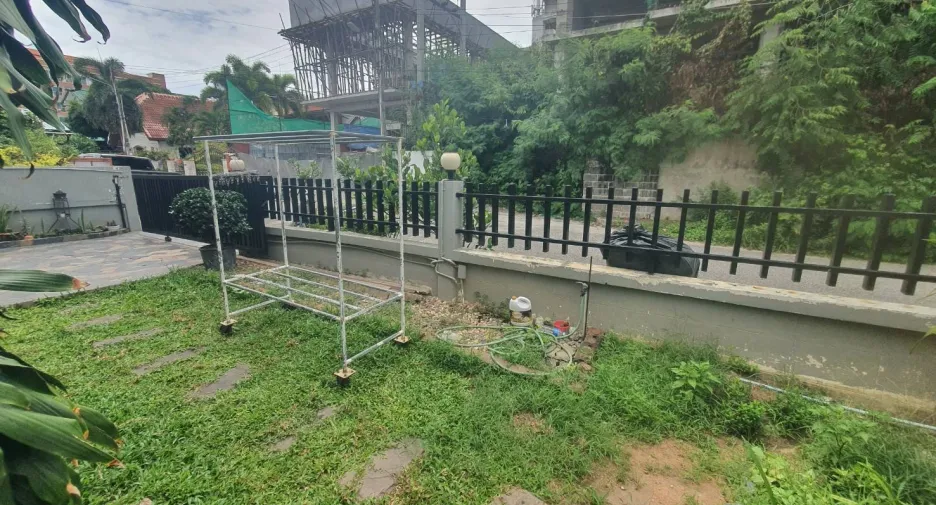Haus zum Kauf mit 3 Zimmer in Bang Lamung, Chonburi