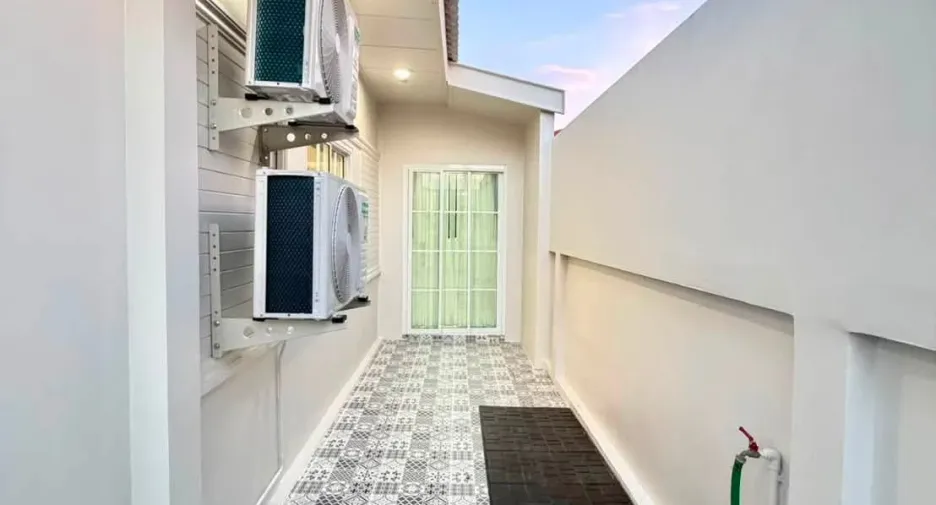 For sale 3 bedrooms house in Bang Lamung, Chonburi