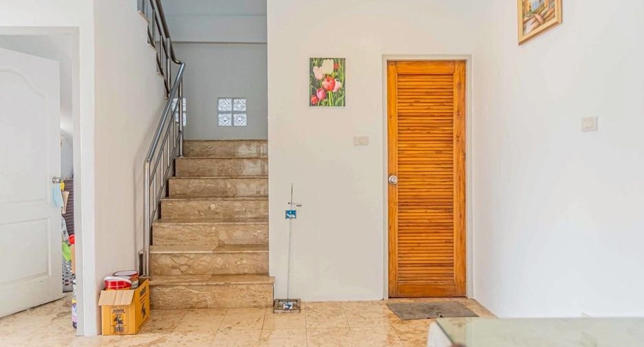 Villa zum Kauf und zur Miete mit 8 Zimmer in Jomtien, Pattaya