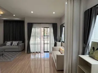 Casa en alquiler de 4 habitaciones en Hang Dong, Chiang Mai