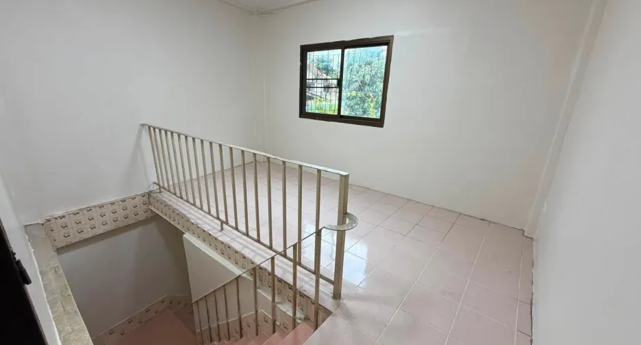 For rent 4 ベッドルーム house in Sai Mai, Bangkok